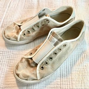 Nude Coach Sneakers ✨